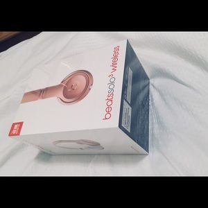 SOLD Beats by Dr. Dre Solo3 Wireless Headphones